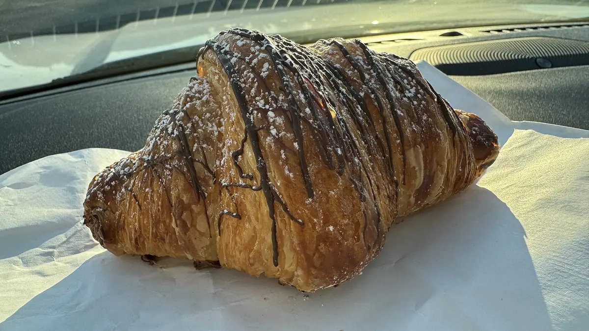 Simmons – patisserie in Welwyn Garden City town centre